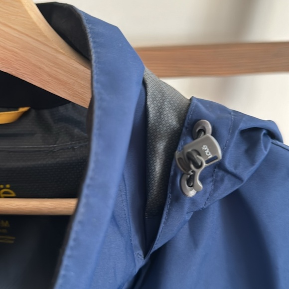 Lole Women’s Raincoat - Picture 7 of 8